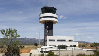Illustration for article titled Las imágenes más desoladoras de aeropuertos abandonados